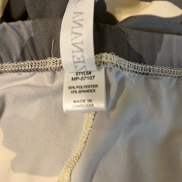 Zenana Camo Leggings in Gray/Natural Size XL - Picture 5 of 6